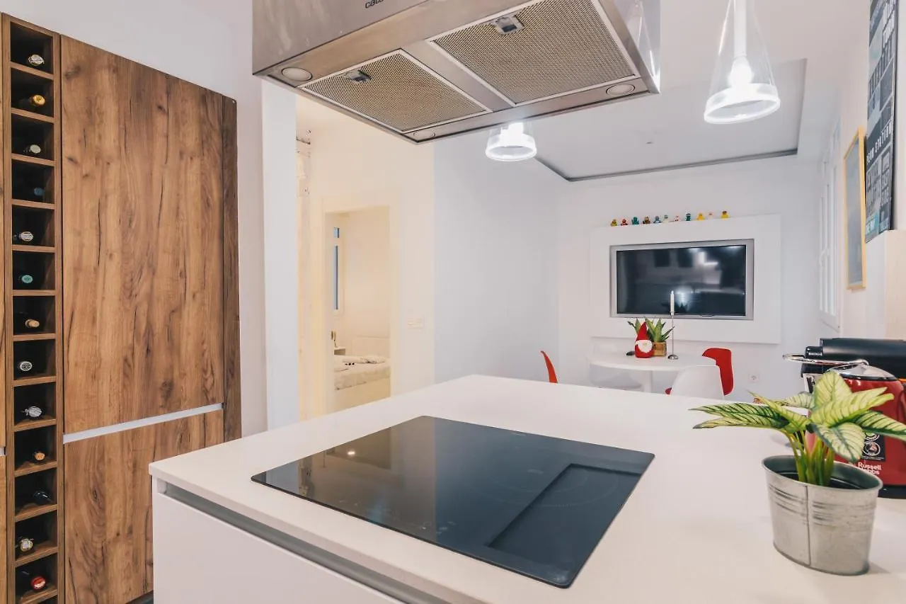 Plaza Nueva apartment by People Rentals Bilbao
