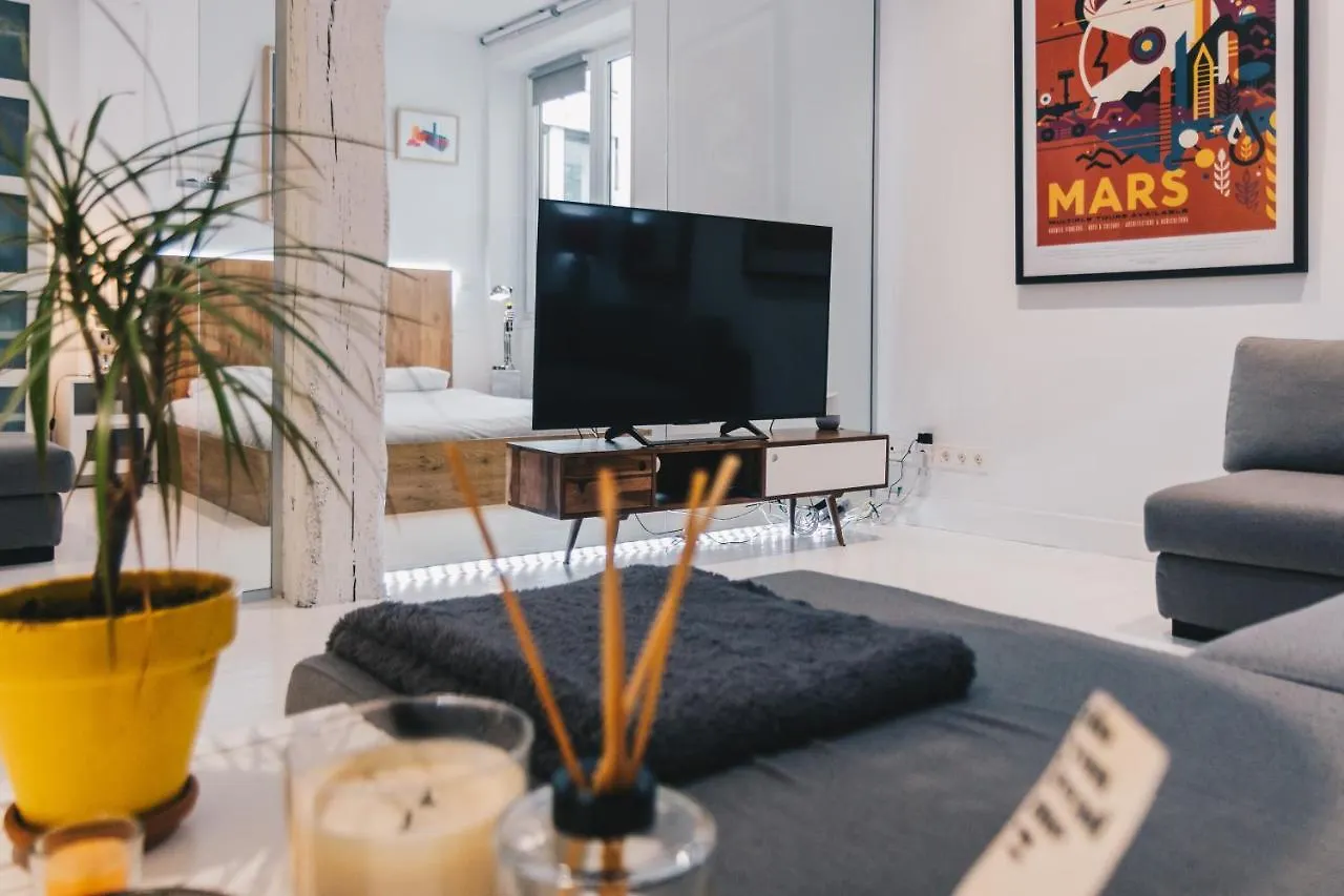 Plaza Nueva apartment by People Rentals Bilbao